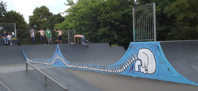 Ross on Wye skatepark mural