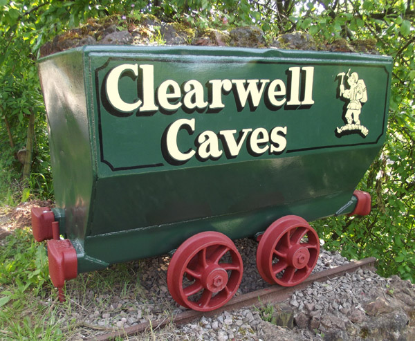 clearwell caves signage